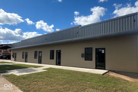 221 N Green Street Crawfordsville IN 47933