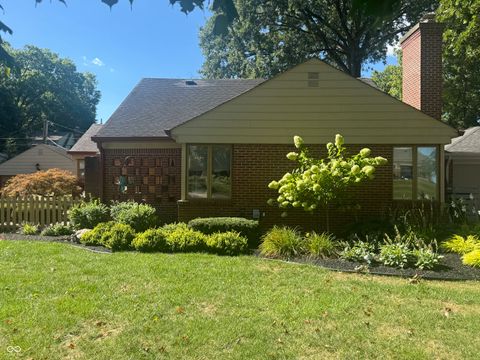Photo of 2633 Kessler Blvd E Drive E, Indianapolis, IN 46220 (MLS # 22058848)