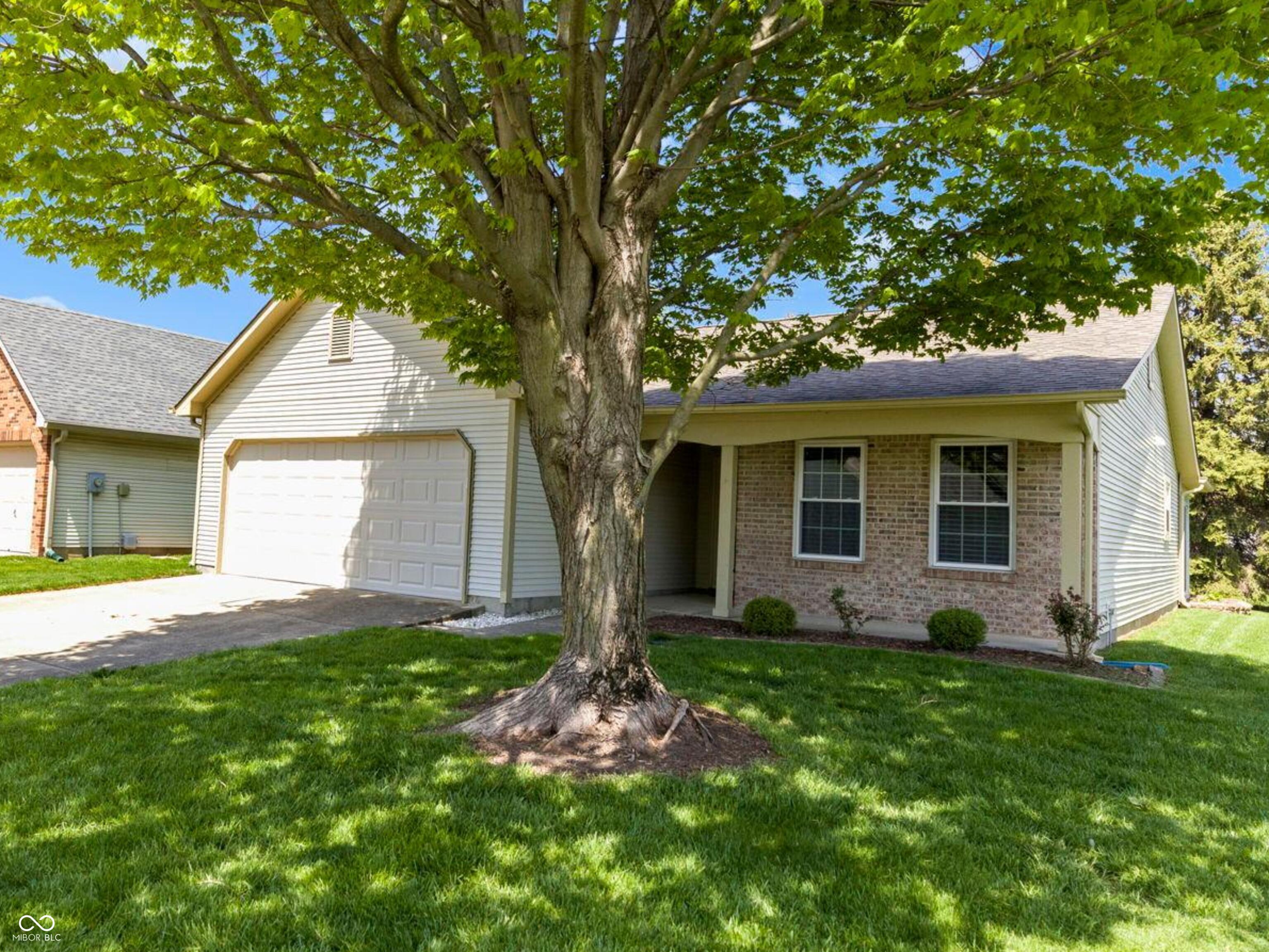 3114 Village Park N Drive