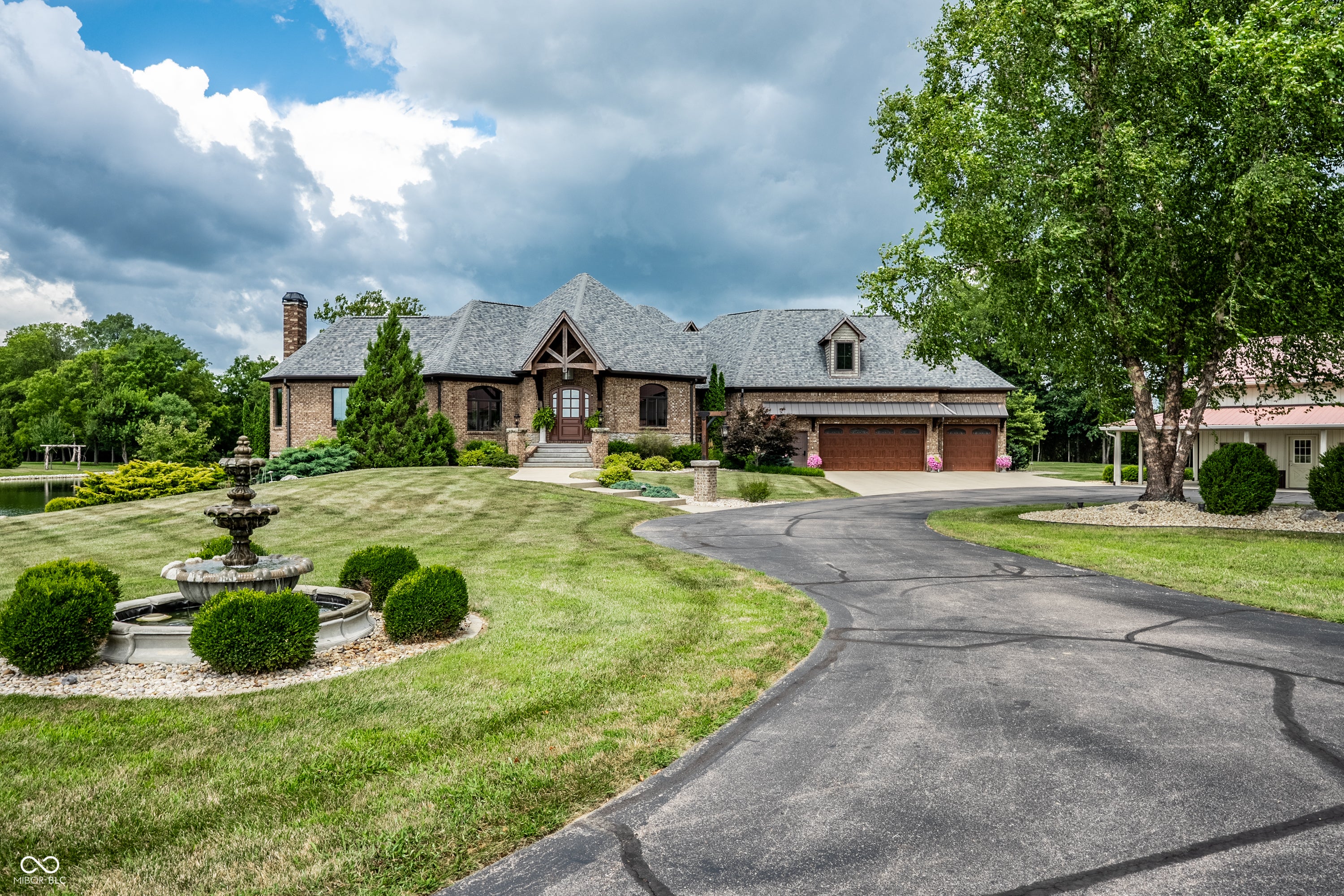 1333 S County Road 60 E
