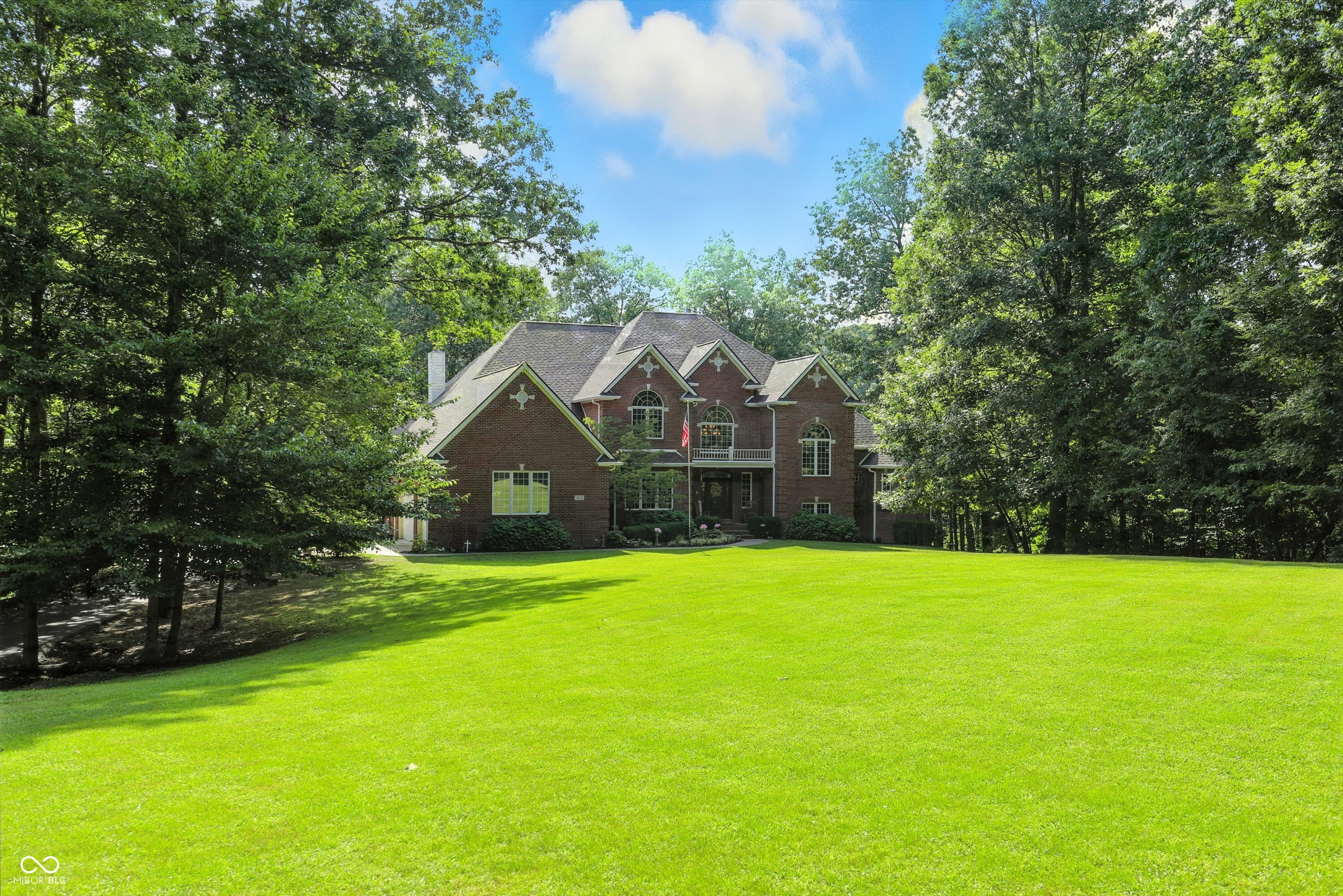 3215 Kestrel Court