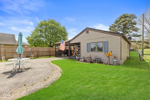 Photo of 5091 Alexandria Pike, Anderson, IN 46012 (MLS # 22091290)