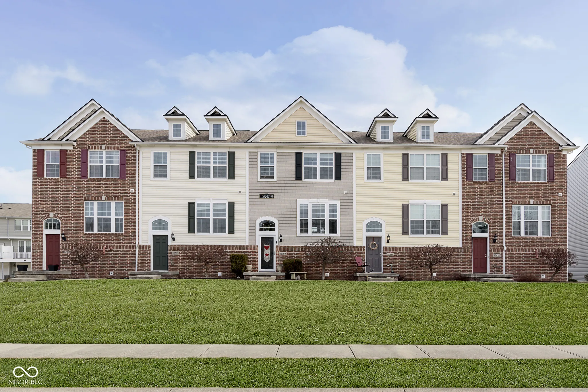 Fishers, Indiana 46037, United States, 3 Bedrooms Bedrooms, ,3 BathroomsBathrooms,Residential,Pending,9751