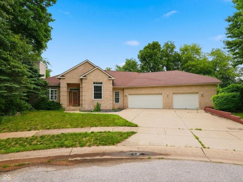 Photo of 62 Scarborough Court, Lafayette, IN 47905 (MLS # 22097352)