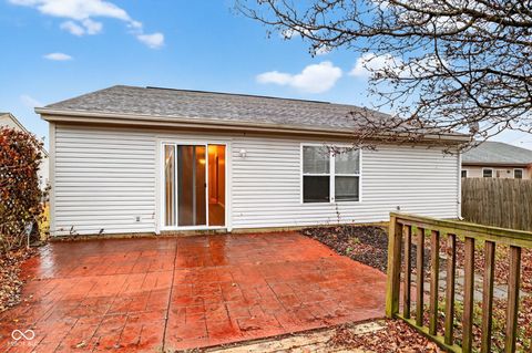 Photo of 5108 Thompson Park Boulevard, Indianapolis, IN 46237 (MLS # 22078012)