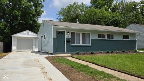 Photo of 6628 Brookhaven Drive, Lawrence, IN 46226 (MLS # 22107220)
