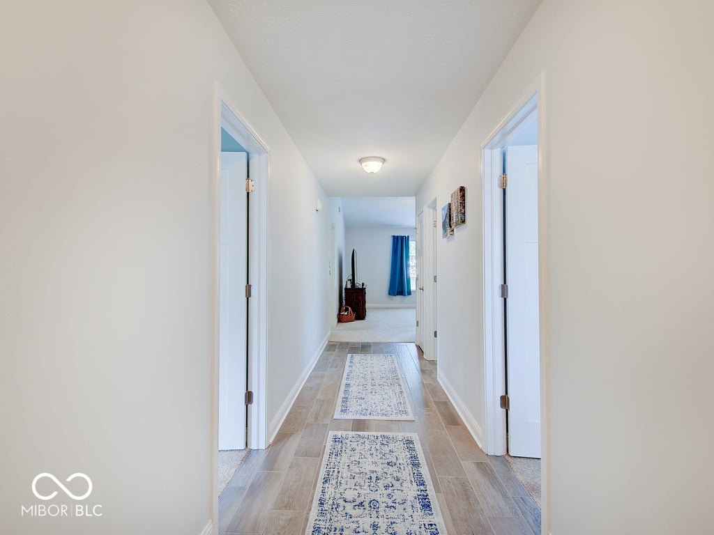 5742 Deer Valley Court