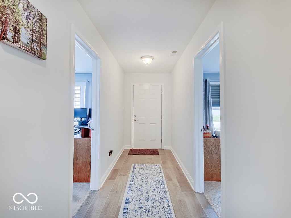 5742 Deer Valley Court