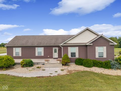 Photo for 11972 E County Road 50 N