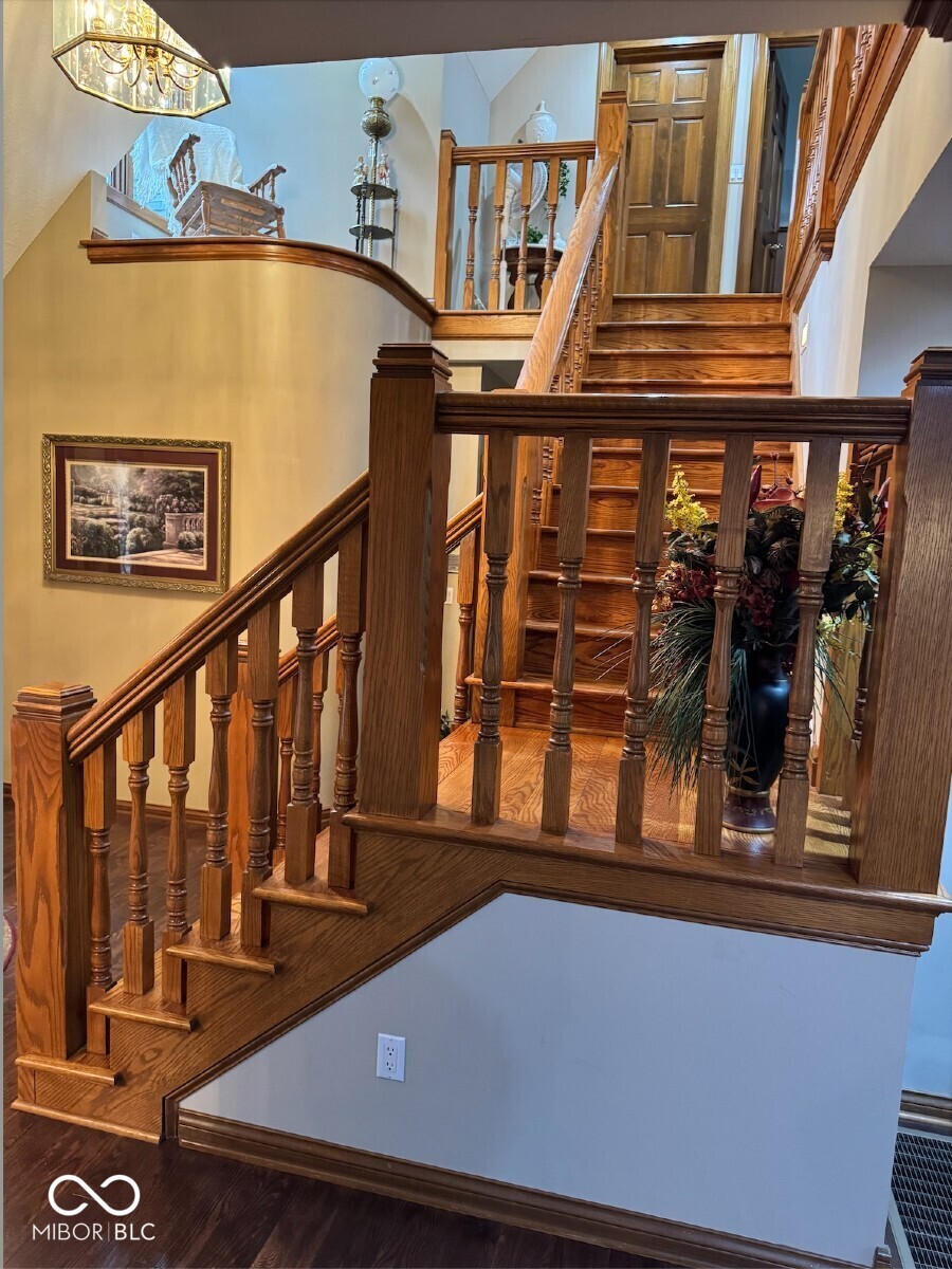 1406 S Harmony Trail