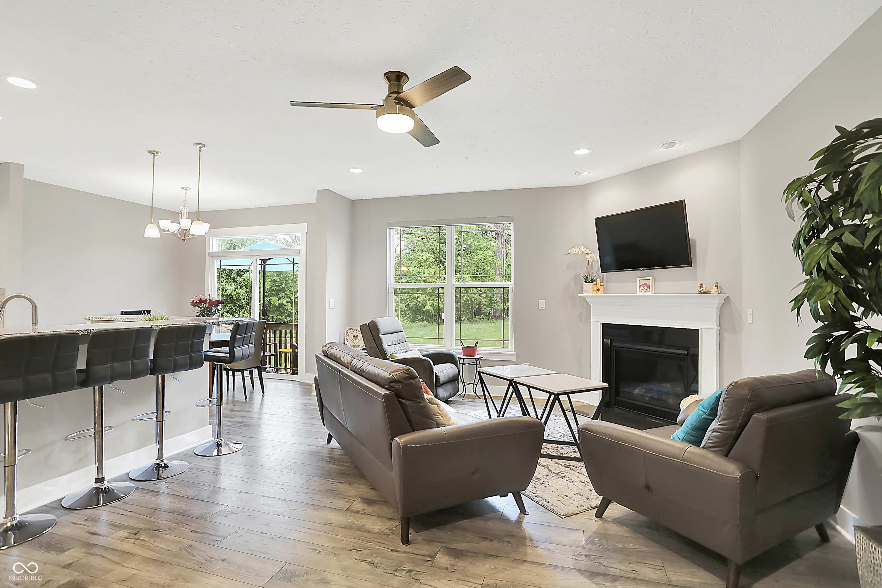 8266 Glacier Ridge Drive
