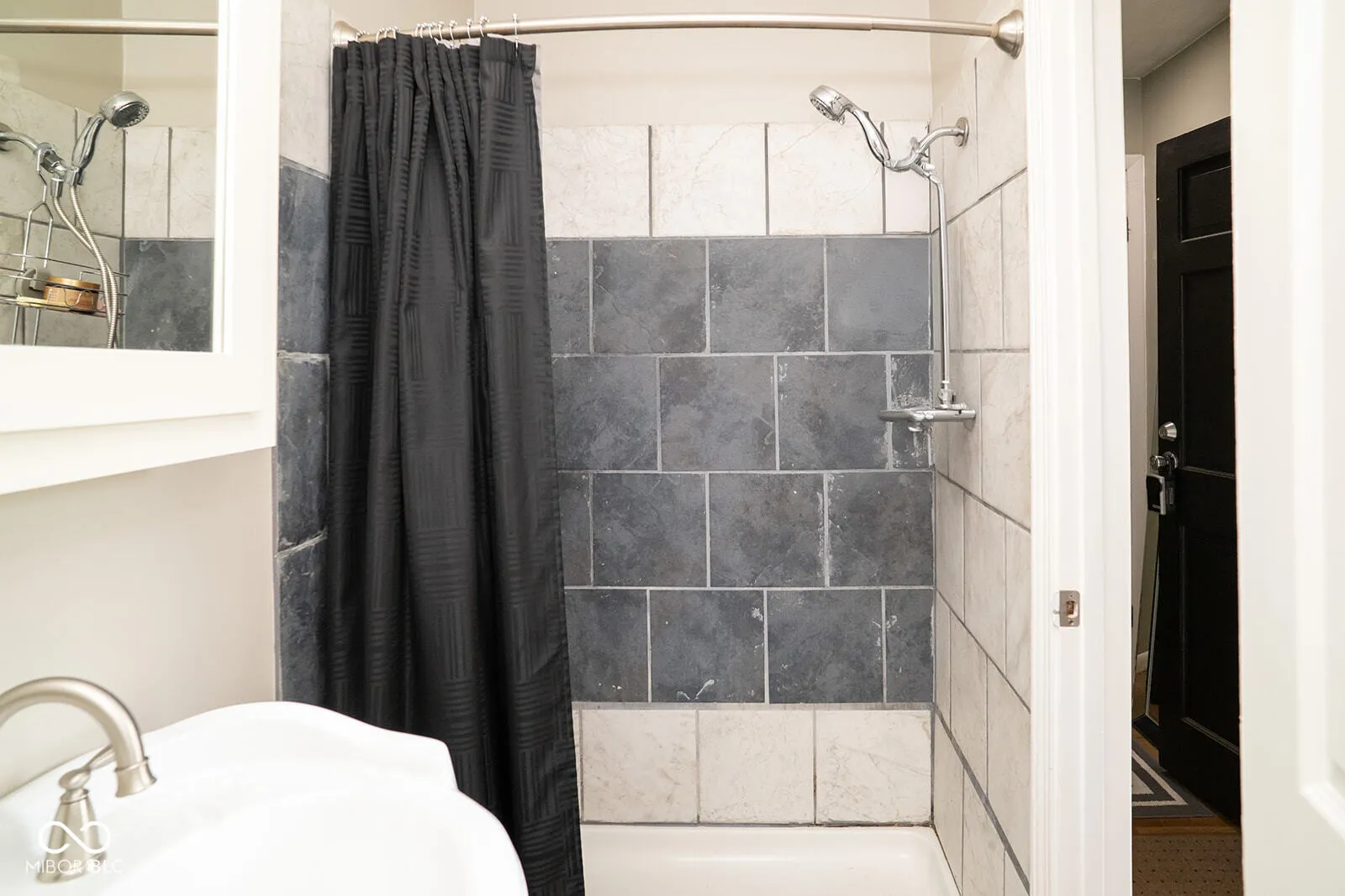 Indianapolis, Indiana 46220, United States, 3 Bedrooms Bedrooms, ,2 BathroomsBathrooms,Residential,Active,147891