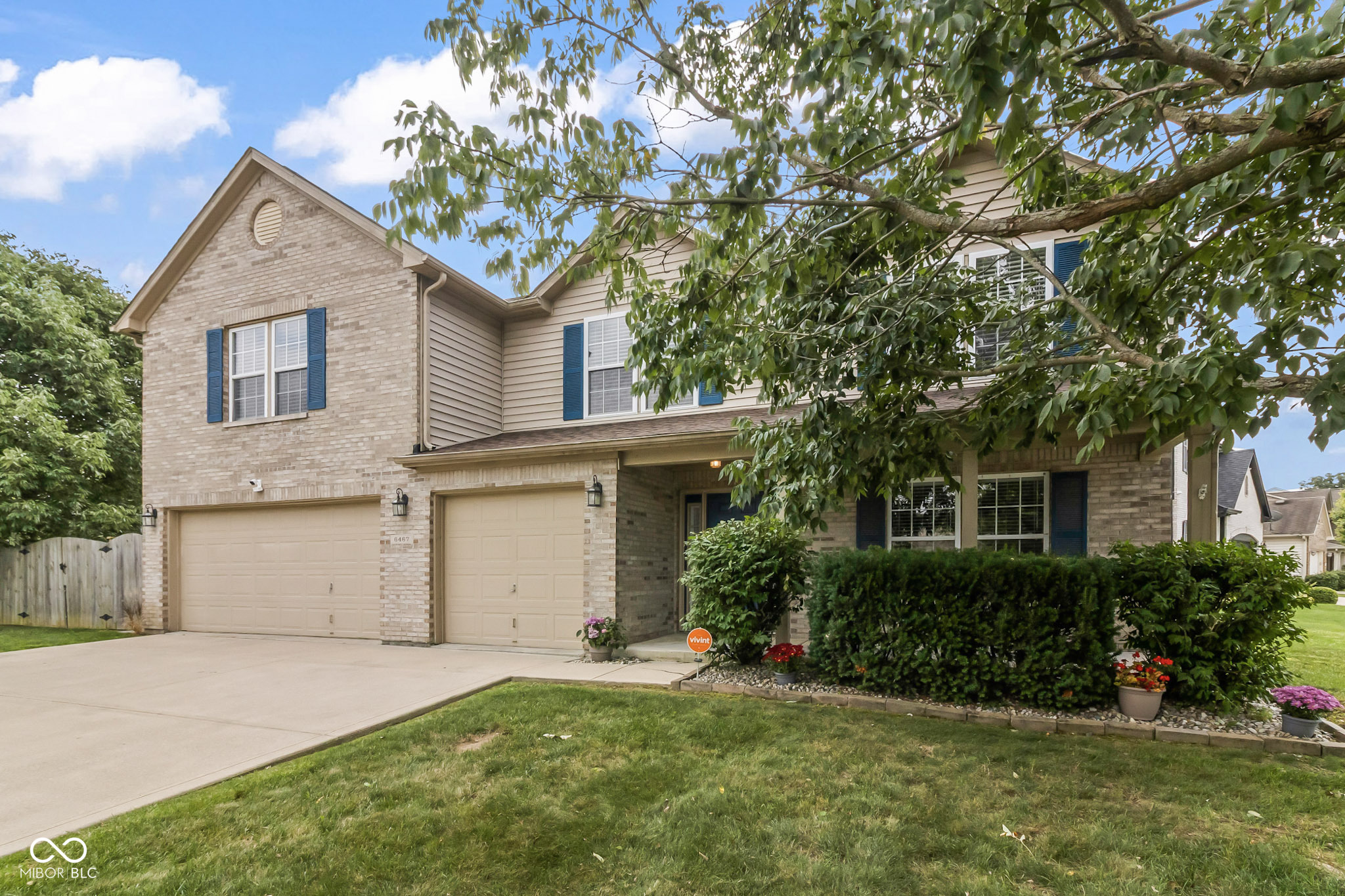 6467 W Deer Crossing Boulevard