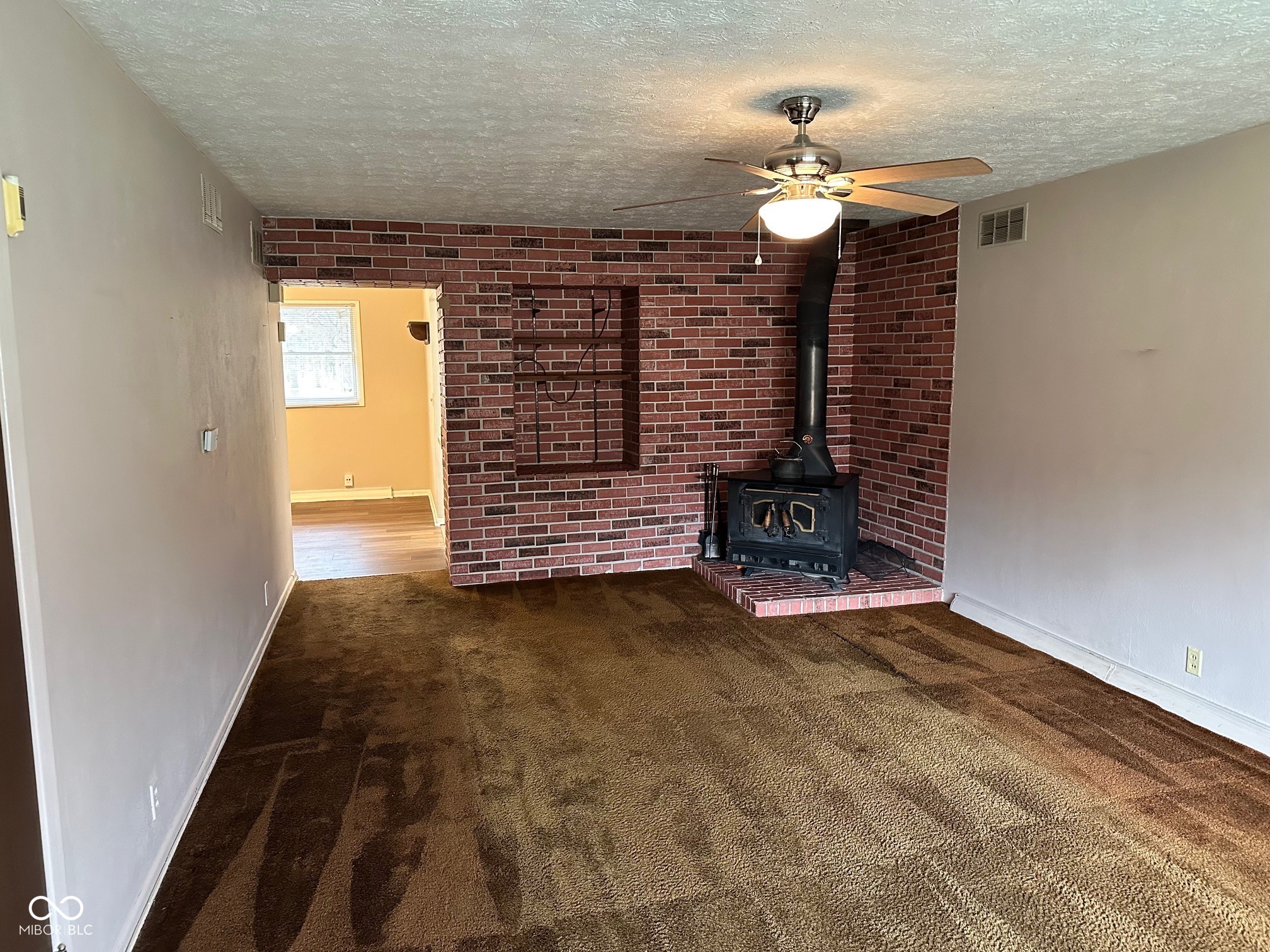 5798 Henderson Drive