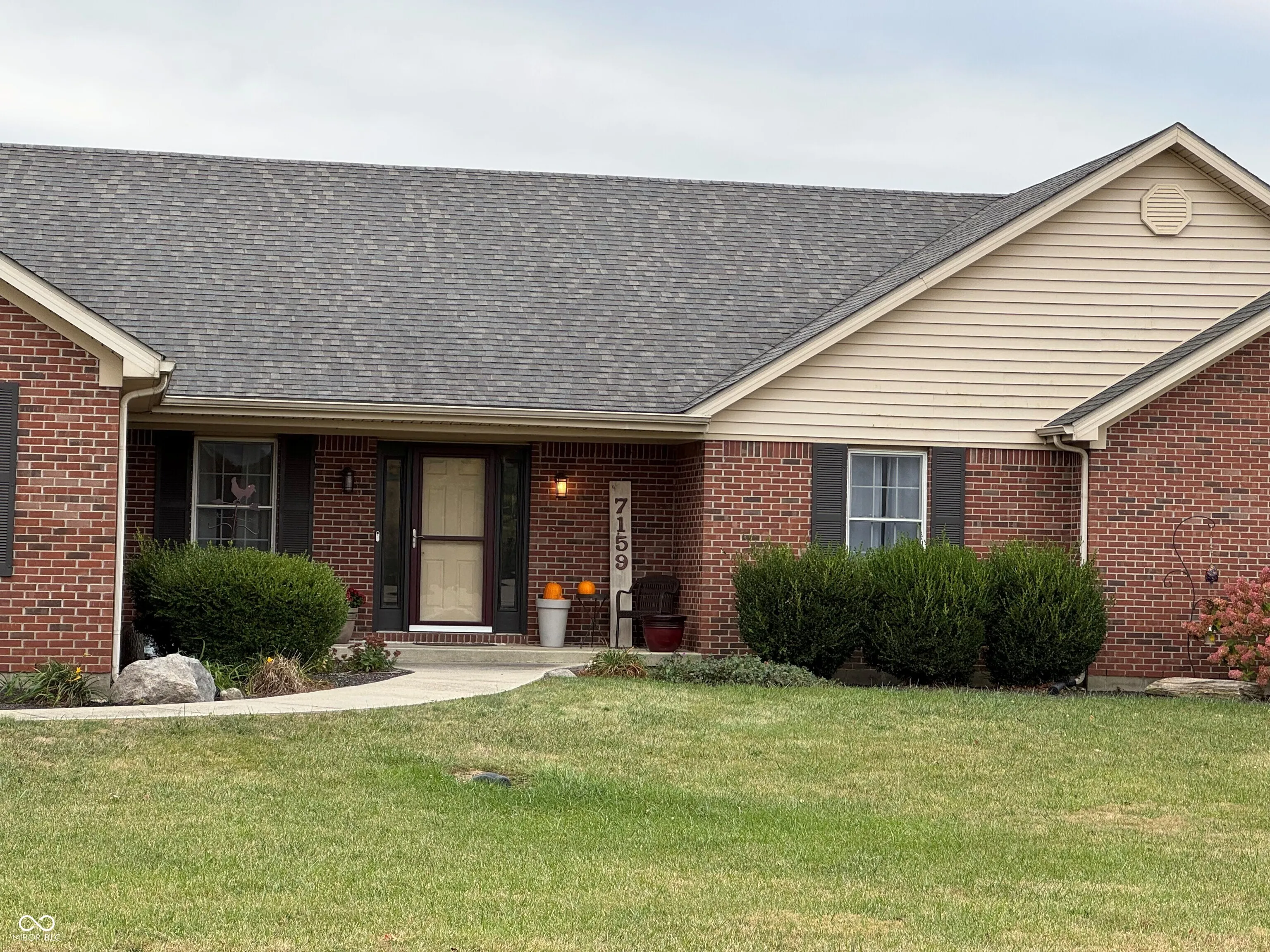 Lebanon, Indiana 46052, United States, 4 Bedrooms Bedrooms, ,3 BathroomsBathrooms,Residential,Pending,232090