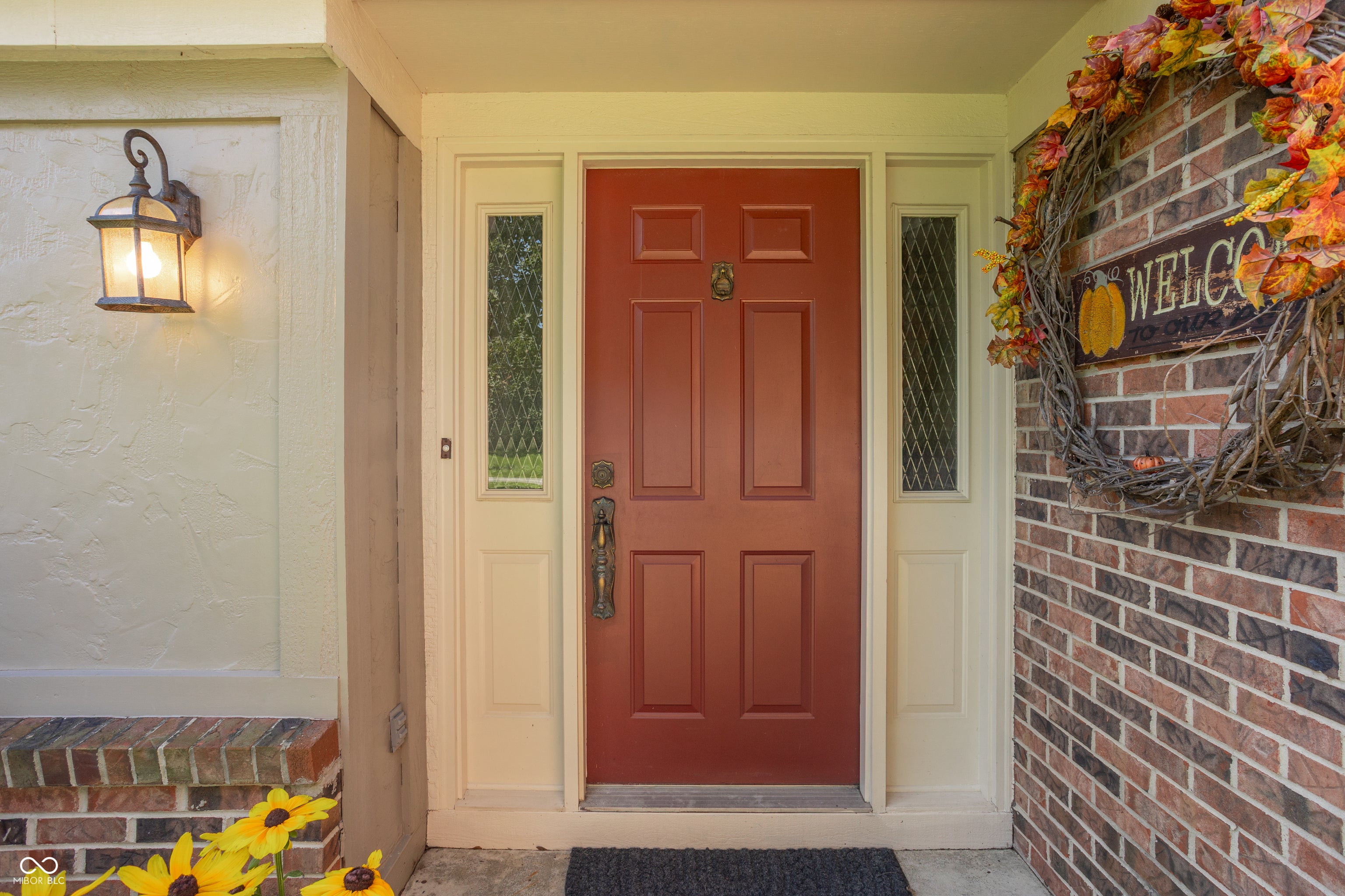 1811 Mimosa Lane