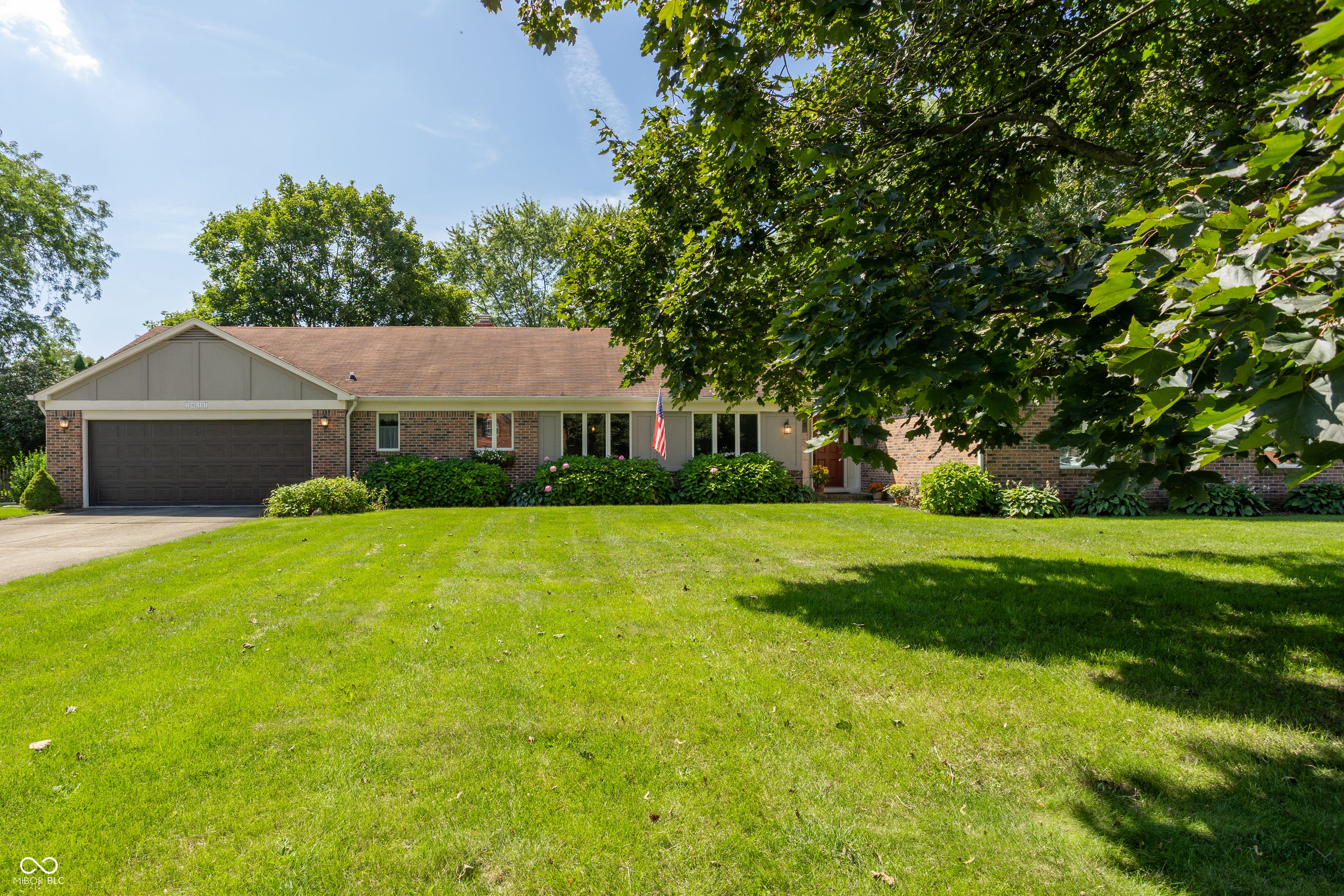 1811 Mimosa Lane