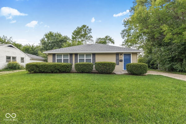 4930 BARLOW DR, INDIANAPOLIS, IN 46226 - Image 879ecd2c01167d6cb783c1f90d3e240b/1346384813