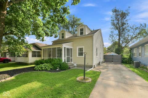 Photo of 6131 Kingsley Drive, Indianapolis, IN 46220 (MLS # 22116752)