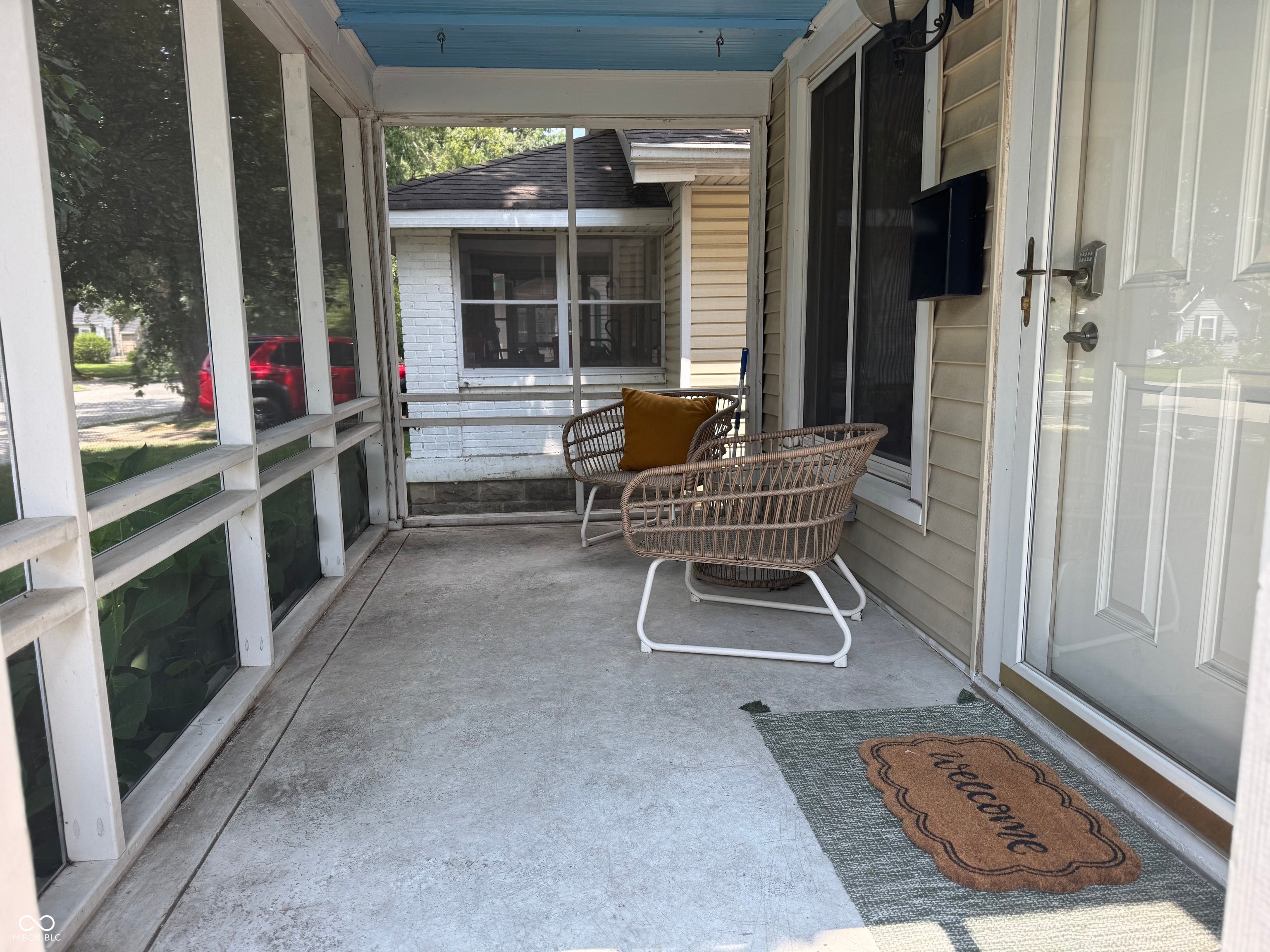 6131 Kingsley Drive