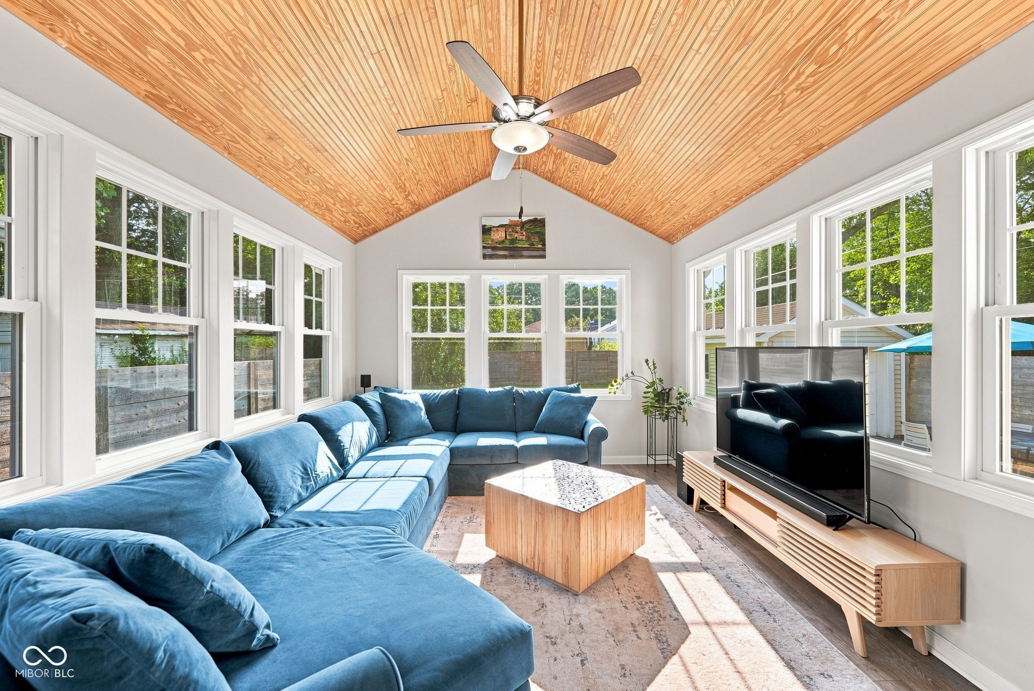 6131 Kingsley Drive