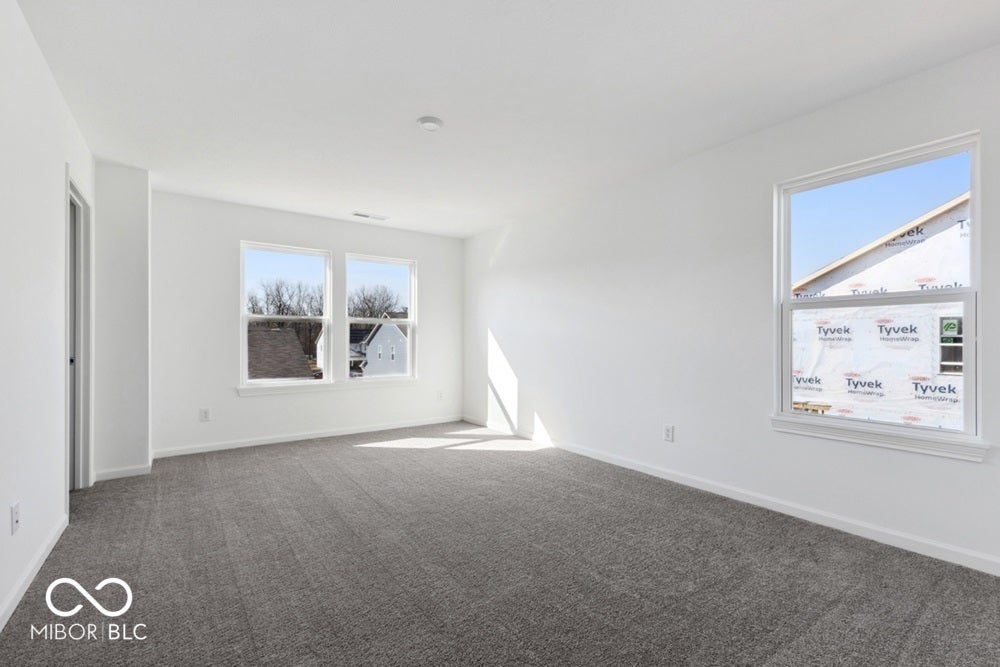 6594 Hemlock Lane