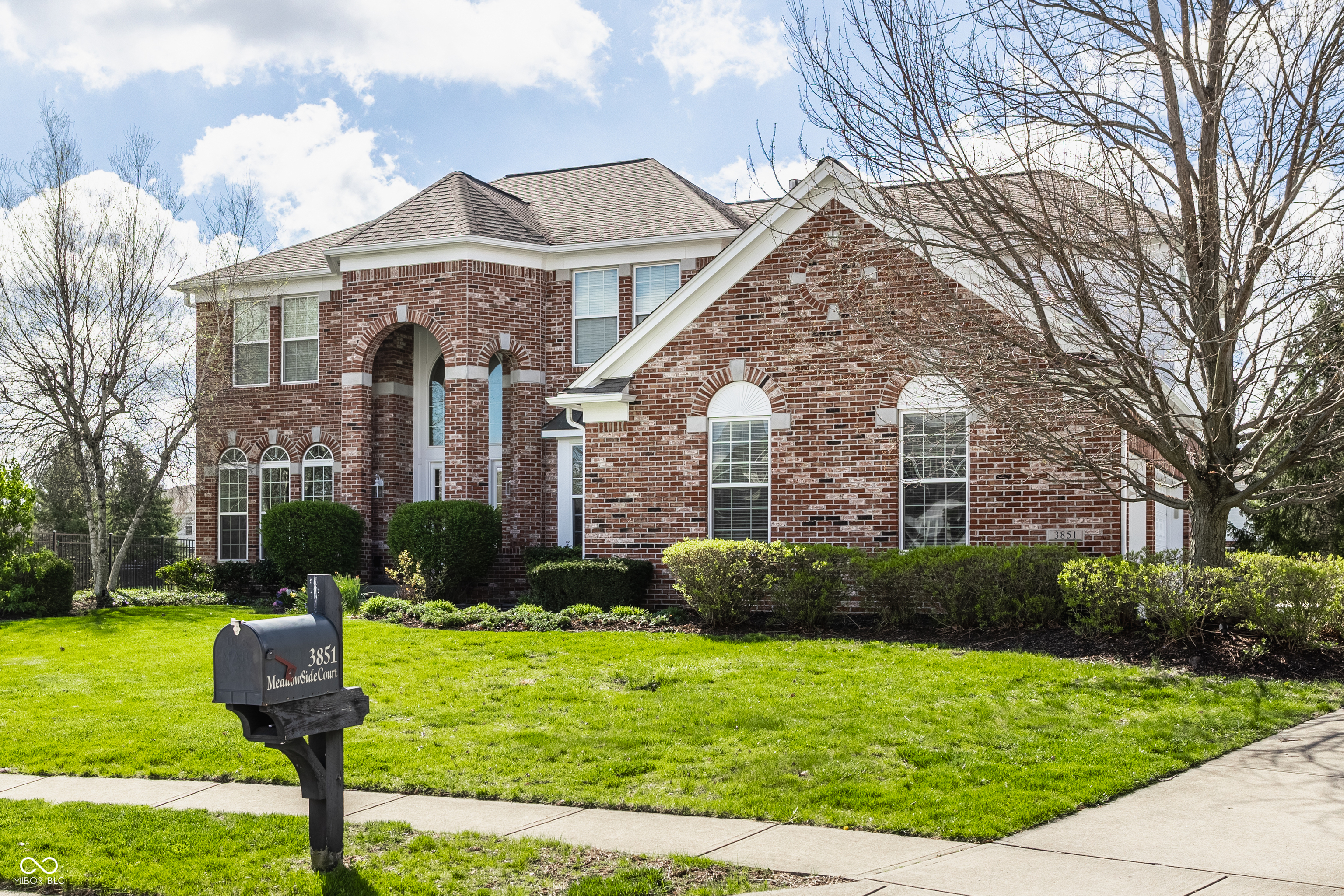 3851 Meadow Side Court