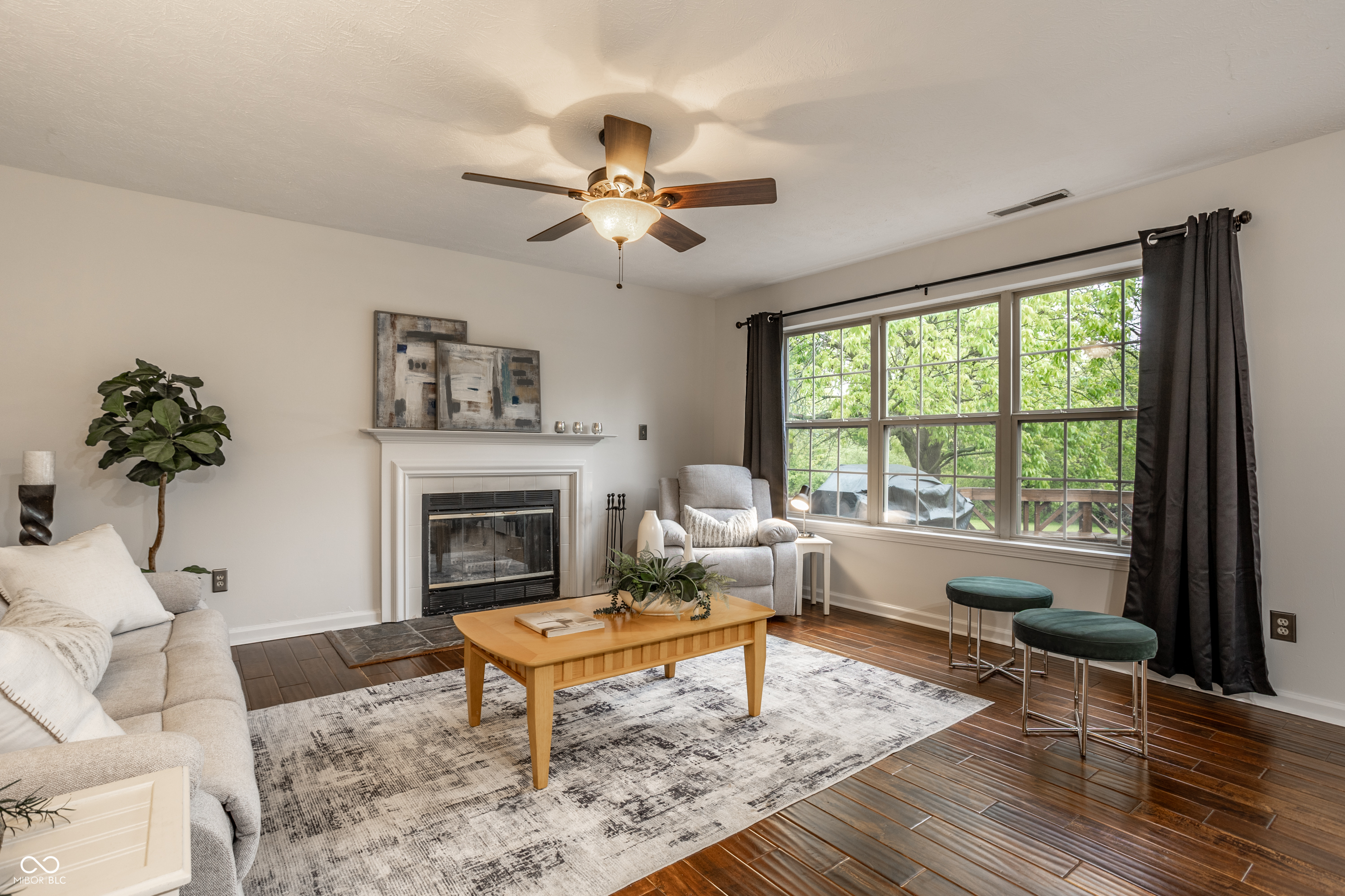 3111 Grandview Way