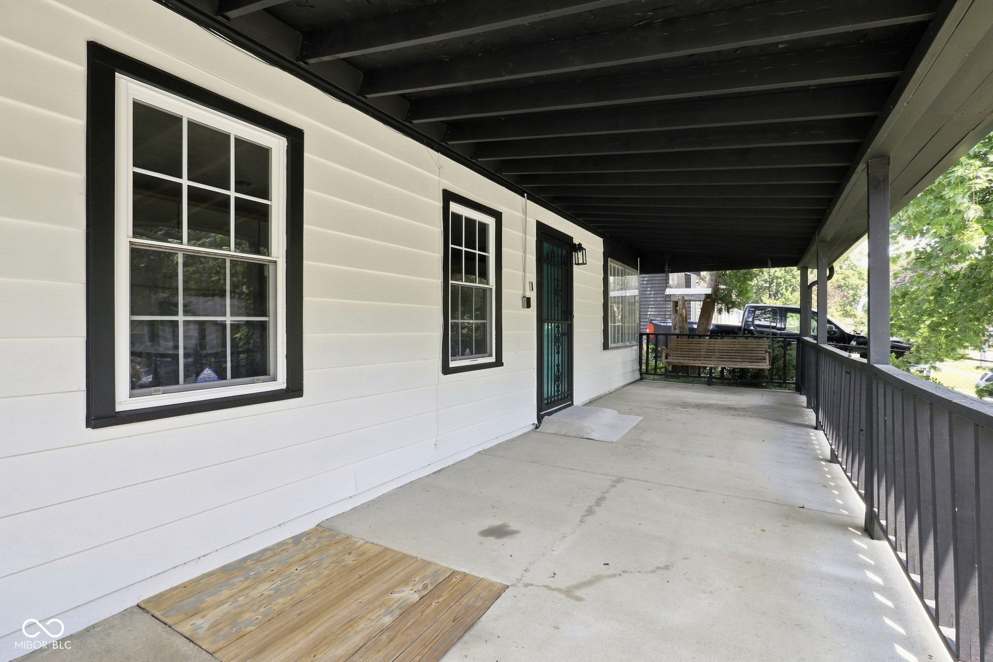 3626 Lowry Road