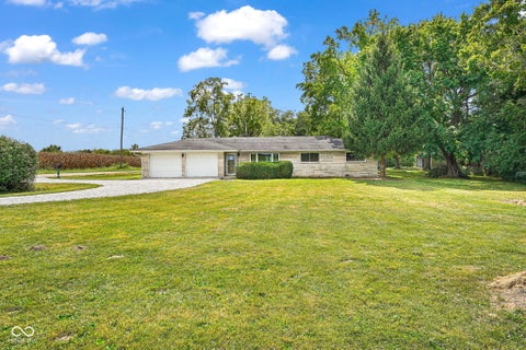Photo of 6615 W State Road 47, Thorntown, IN 46071 (MLS # 22126905)