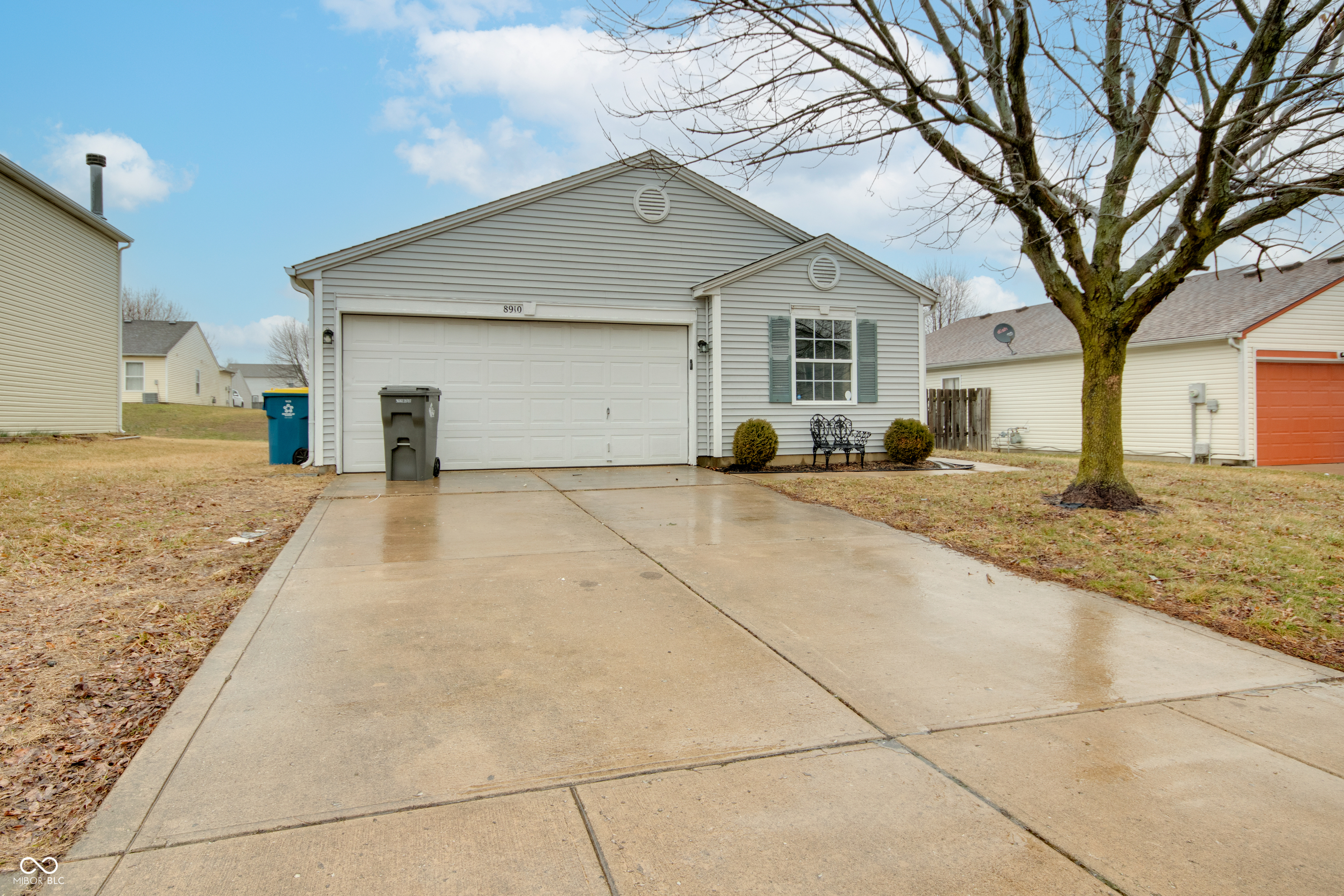 8910 Fire Pink Court