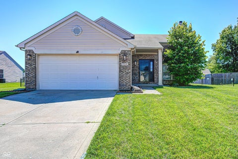 Photo of 2333 Allford Court, Indianapolis, IN 46229 (MLS # 22105397)