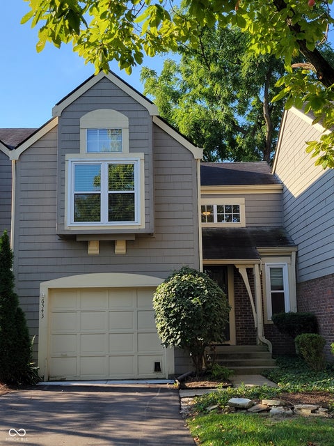 Photo of 6543 Wandsworth Circle, Indianapolis, IN 46250 (MLS # 22123199)