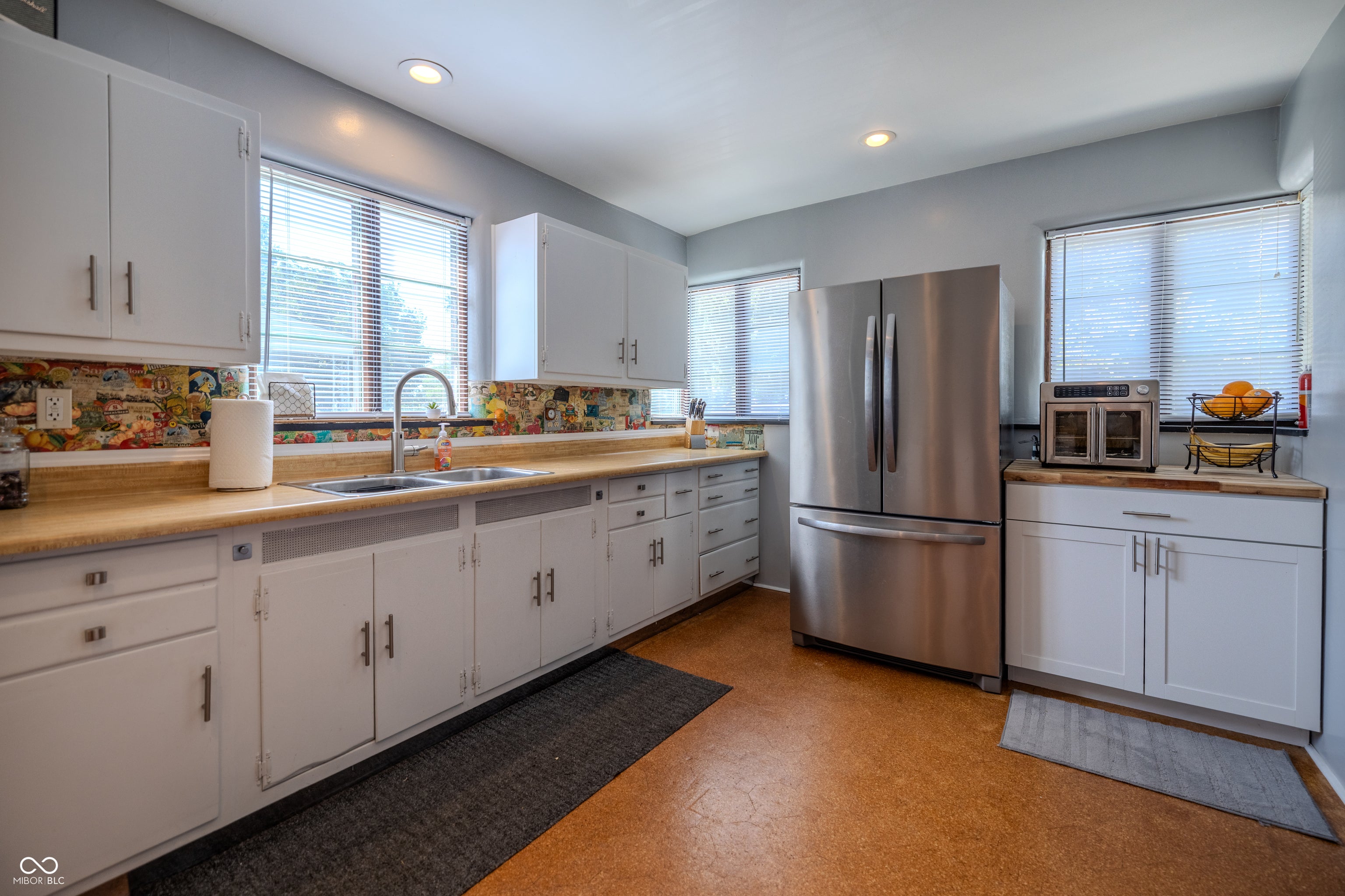 1933 Kessler Boulevard North Drive