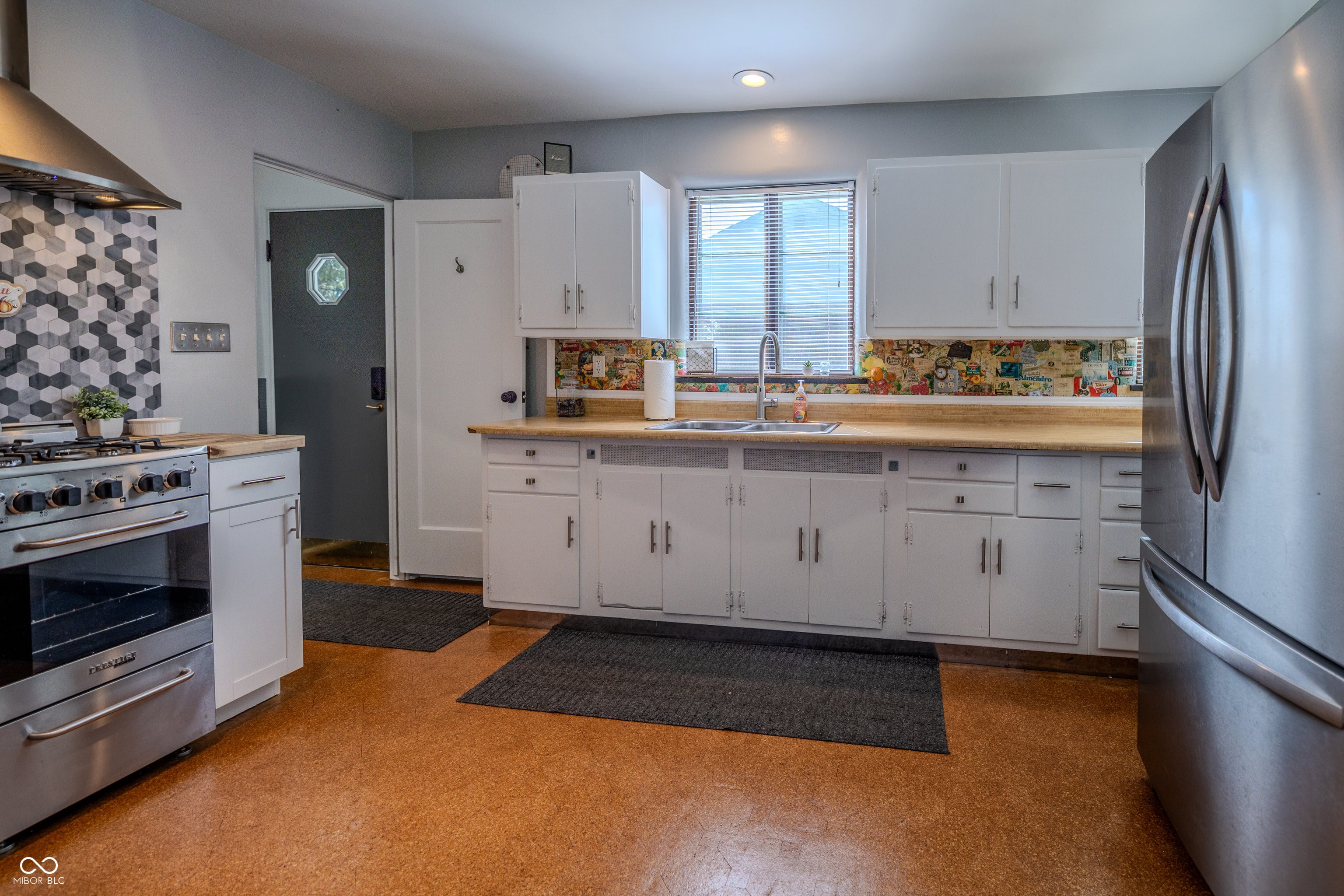 1933 Kessler Boulevard North Drive