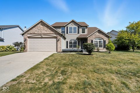 Photo of 14041 Mimosa Court, Fishers, IN 46038 (MLS # 22062982)