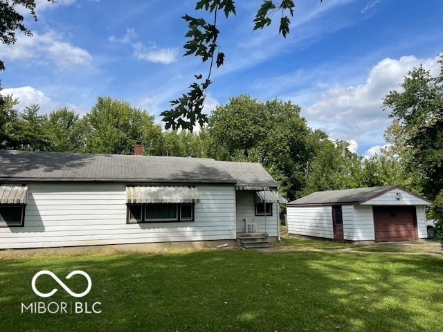 9066 E County Road 100 N