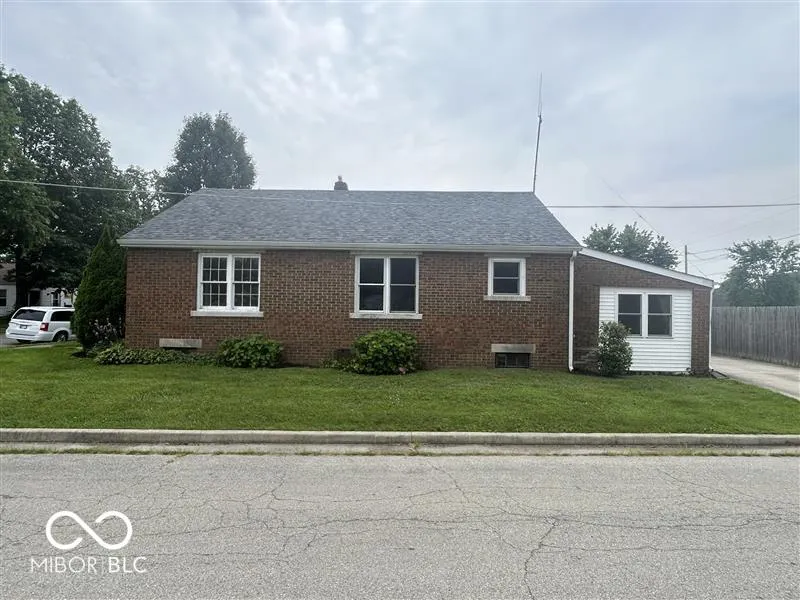 Columbus, Indiana 47201, United States, 3 Bedrooms Bedrooms, ,1 BathroomBathrooms,Residential,Active,112518