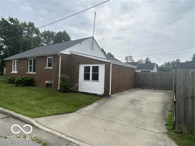 Columbus, Indiana 47201, United States, 3 Bedrooms Bedrooms, ,1 BathroomBathrooms,Residential,Active,112518