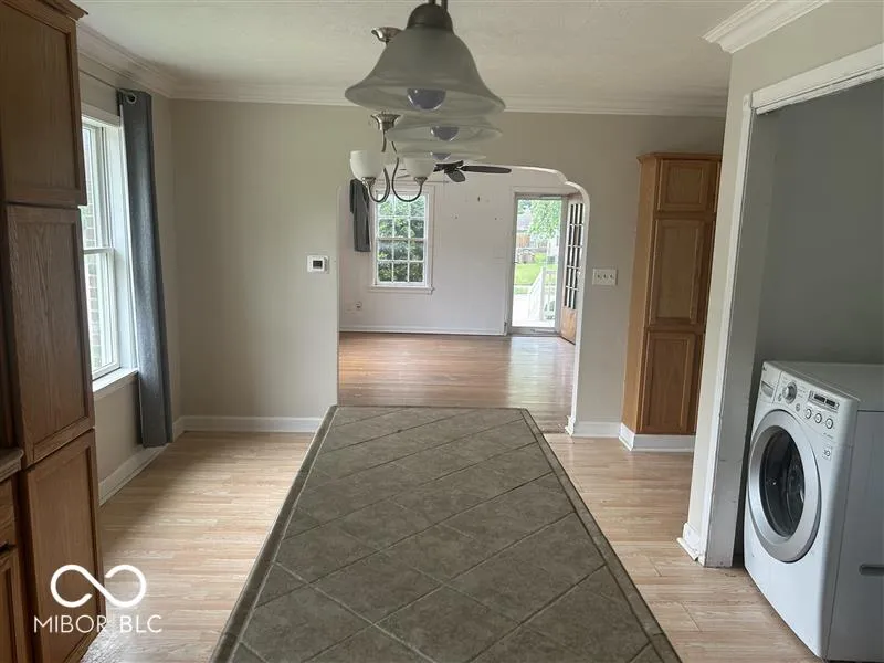 Columbus, Indiana 47201, United States, 3 Bedrooms Bedrooms, ,1 BathroomBathrooms,Residential,Active,112518