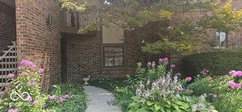 2145 Boston Court Unit B, Indianapolis, IN 46228 - MLS#: 21992604