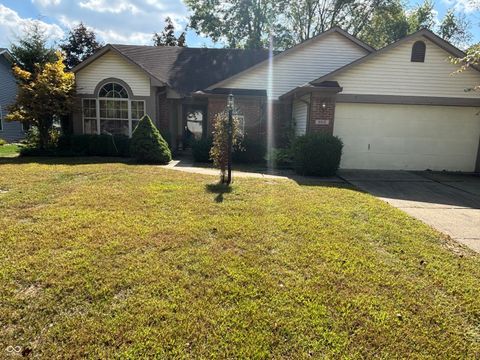 Photo of 8615 Sunningdale Boulevard, Indianapolis, IN 46234 (MLS # 22064019)