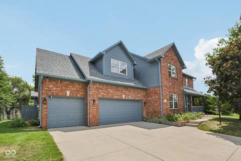 Photo for 331 N Greenbriar Drive