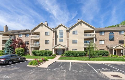 Photo of 8750 Yardley Court #202, Indianapolis, IN 46268 (MLS # 22103107)