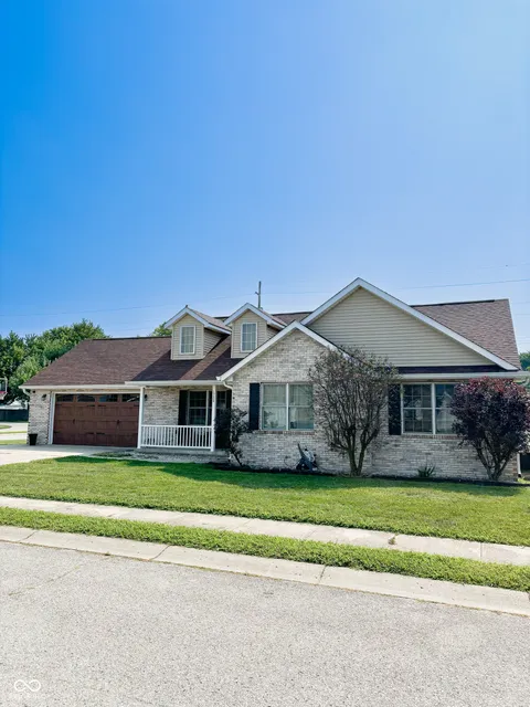 1728 N Oakmont Avenue, Greensburg, IN 47240 - MLS#: 21992372