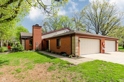 Photo of 2206 Emily Drive, Indianapolis, IN 46260 (MLS # 22097220)