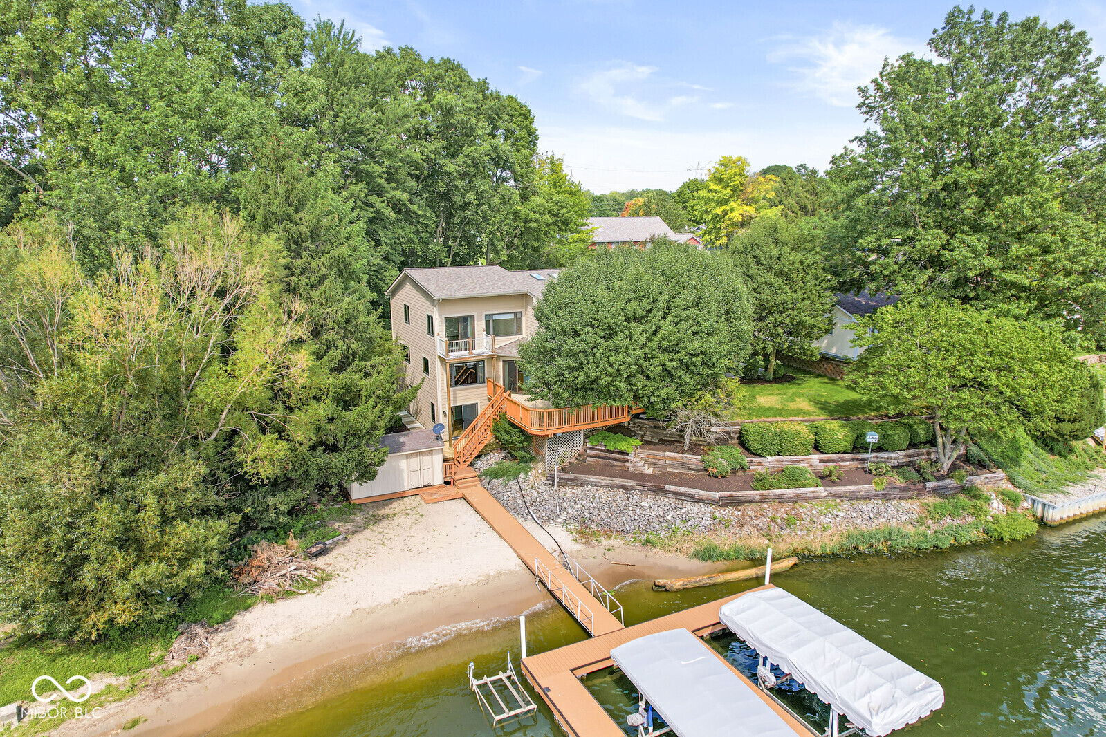 1628 W Port Court