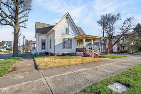 Photo of 168 W Broadway Street, Shelbyville, IN 46176 (MLS # 22088997)