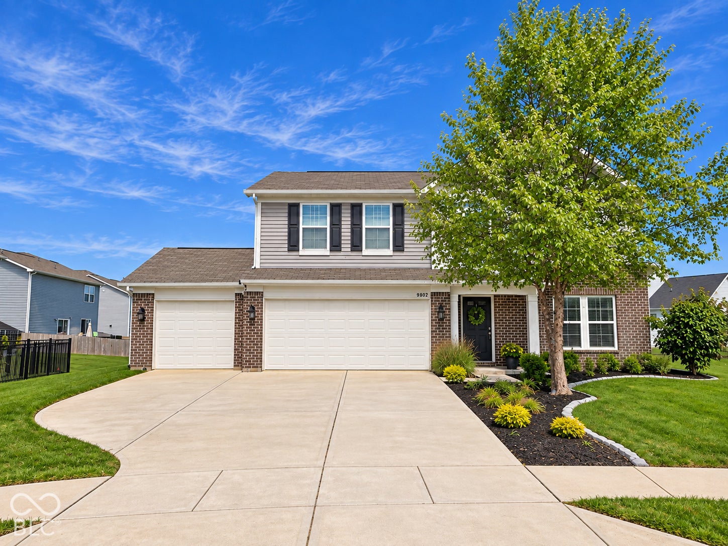 9802 Violet Circle