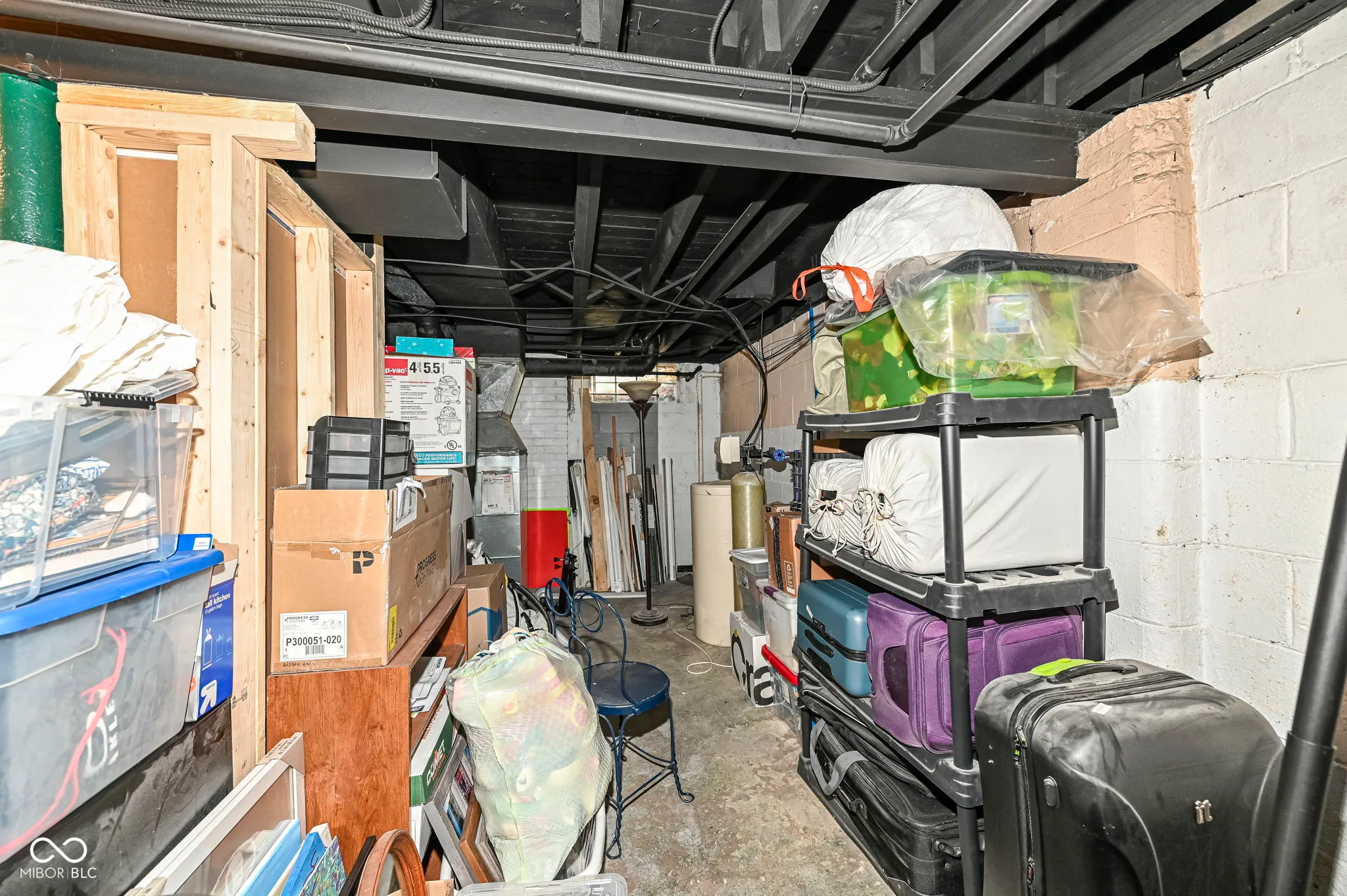 Indianapolis, Indiana 46220, United States, 2 Bedrooms Bedrooms, ,2 BathroomsBathrooms,Residential,Pending,118812